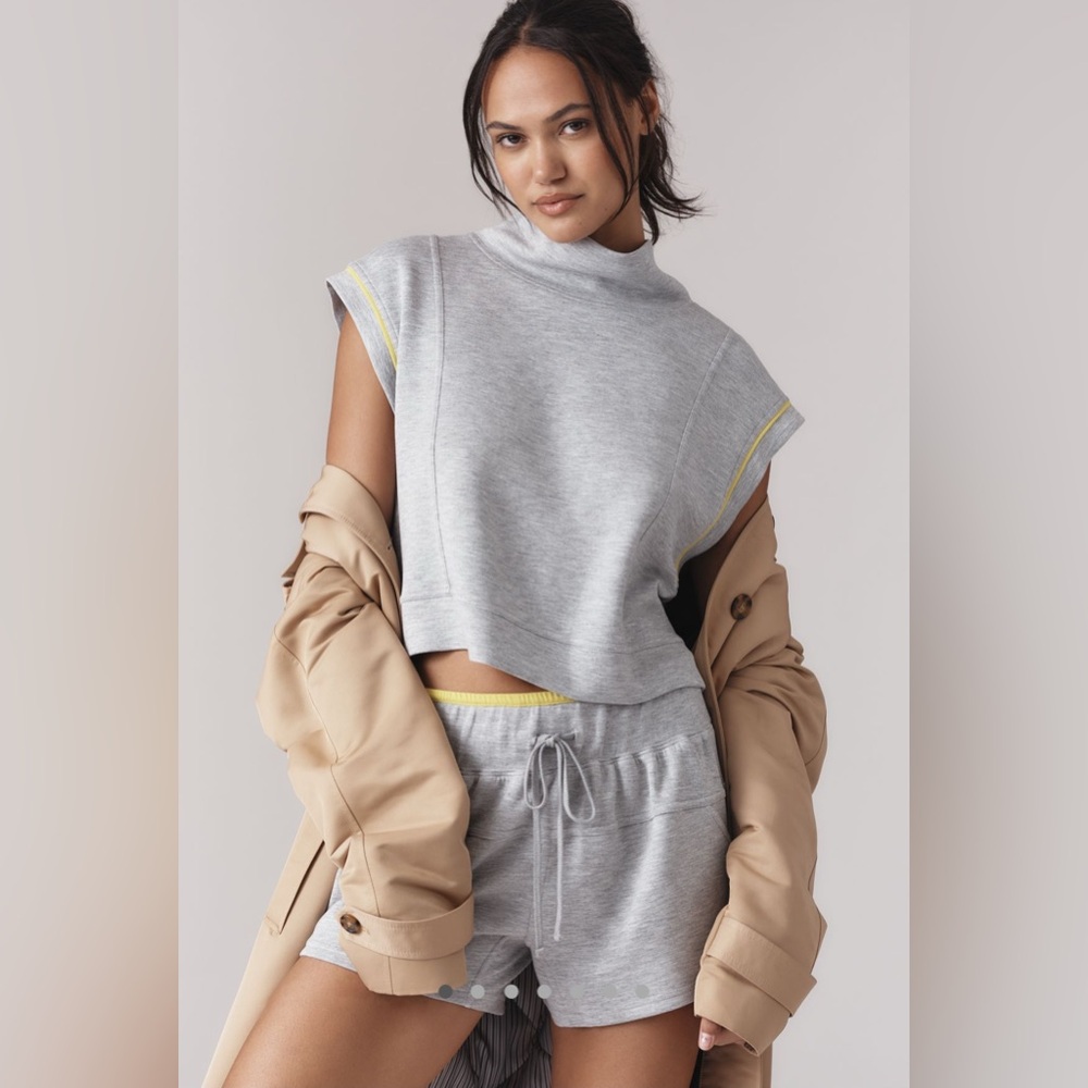 ANTHROPOLOGIE Daily Practice High Rise Drawstring Shorts | Large | Gray Pattern - Picture 3 of 15